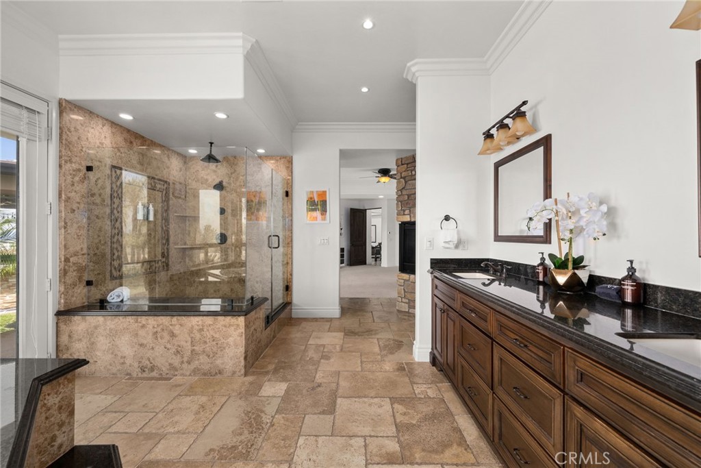39625 Calle Cabernet