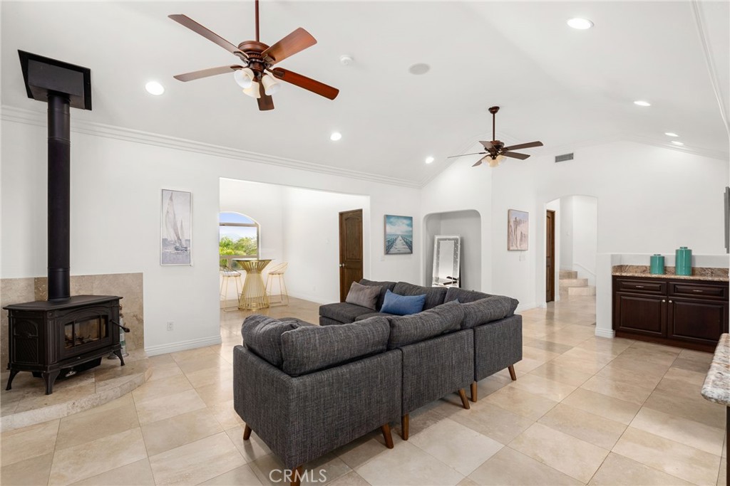 39625 Calle Cabernet