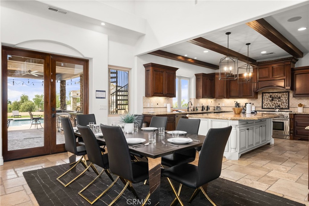 39625 Calle Cabernet