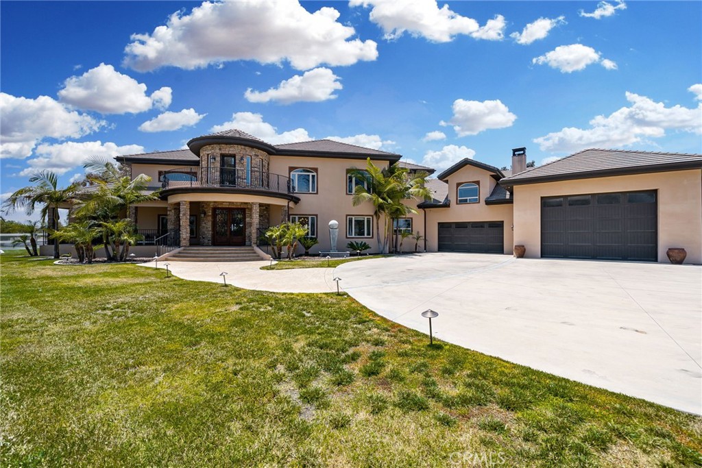39625 Calle Cabernet