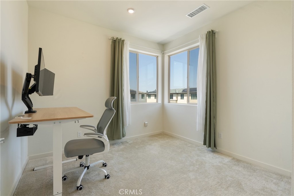 1562 Topeka Ave 1