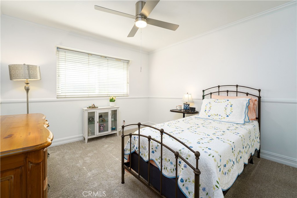 7318 E Cambria