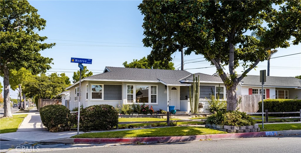 1215 E Monroe Avenue