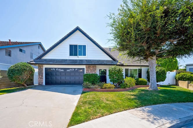 9572 Indian Wells Circle