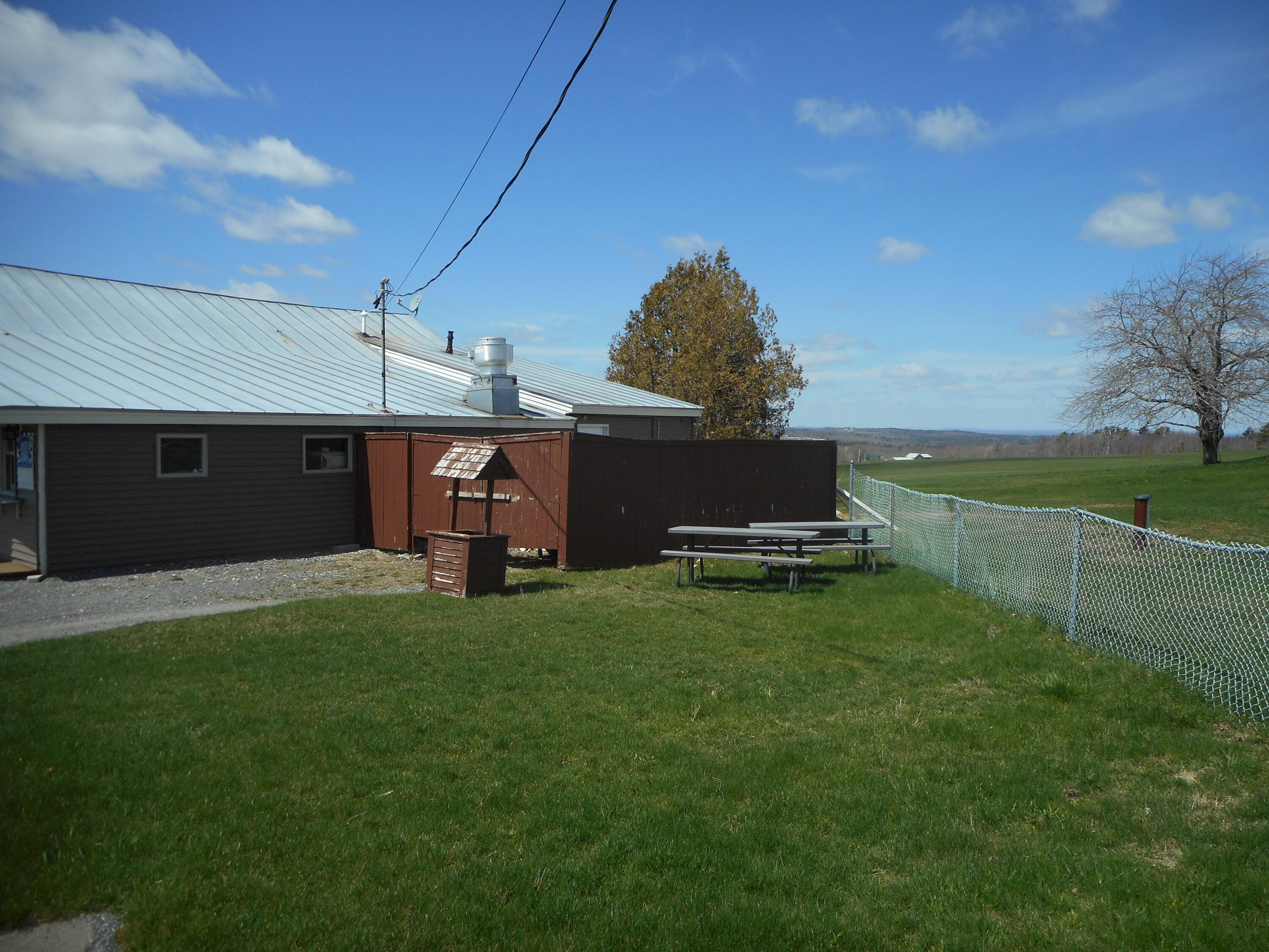 6 Knox Ridge Road N