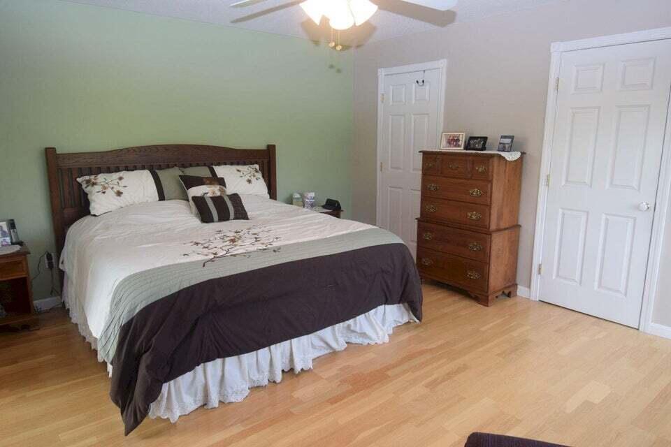 18 River Road