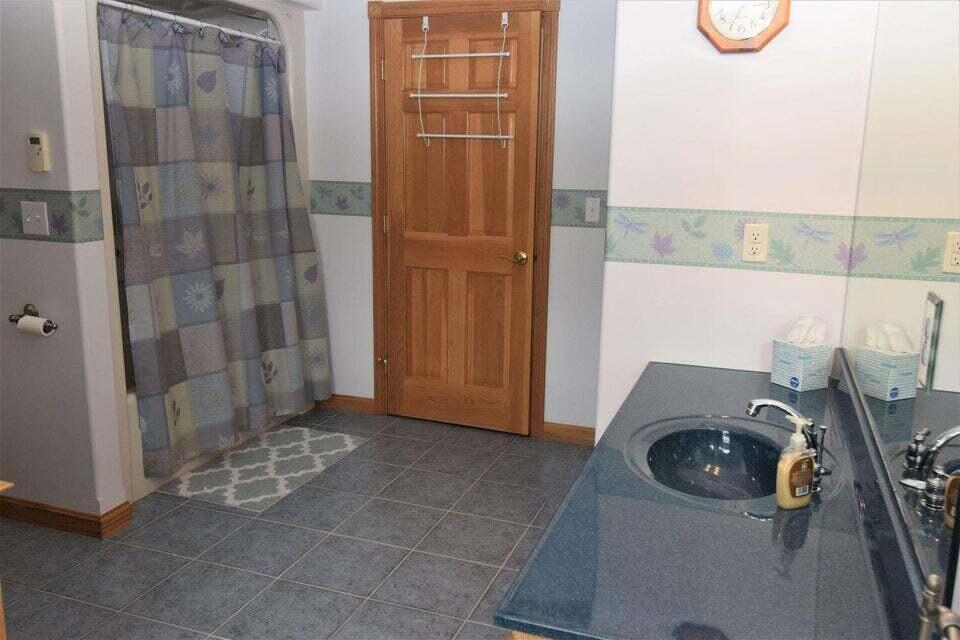 18 River Road