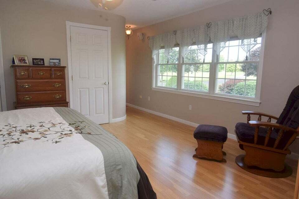 18 River Road
