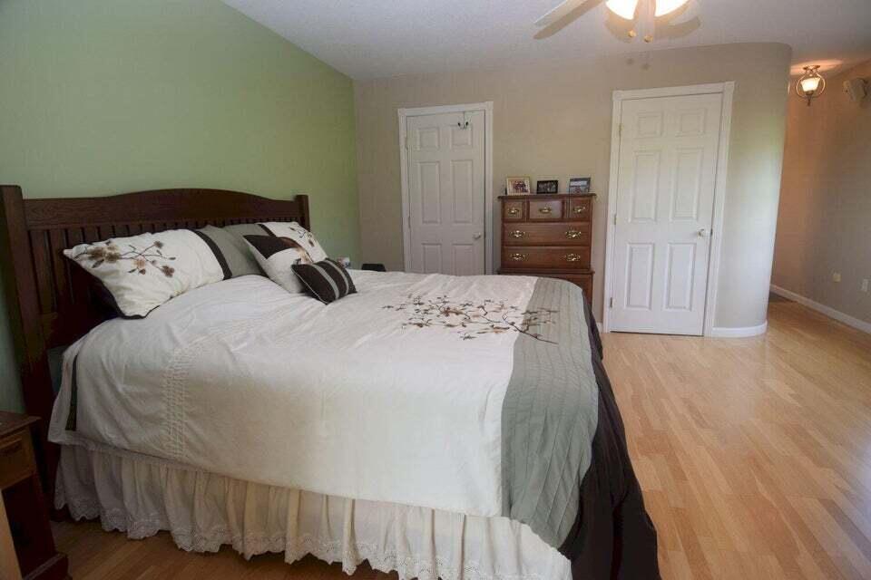 18 River Road