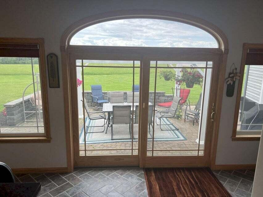 18 River Road