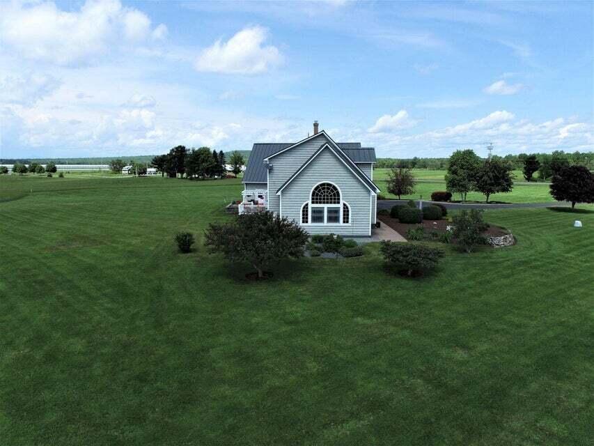 18 River Road