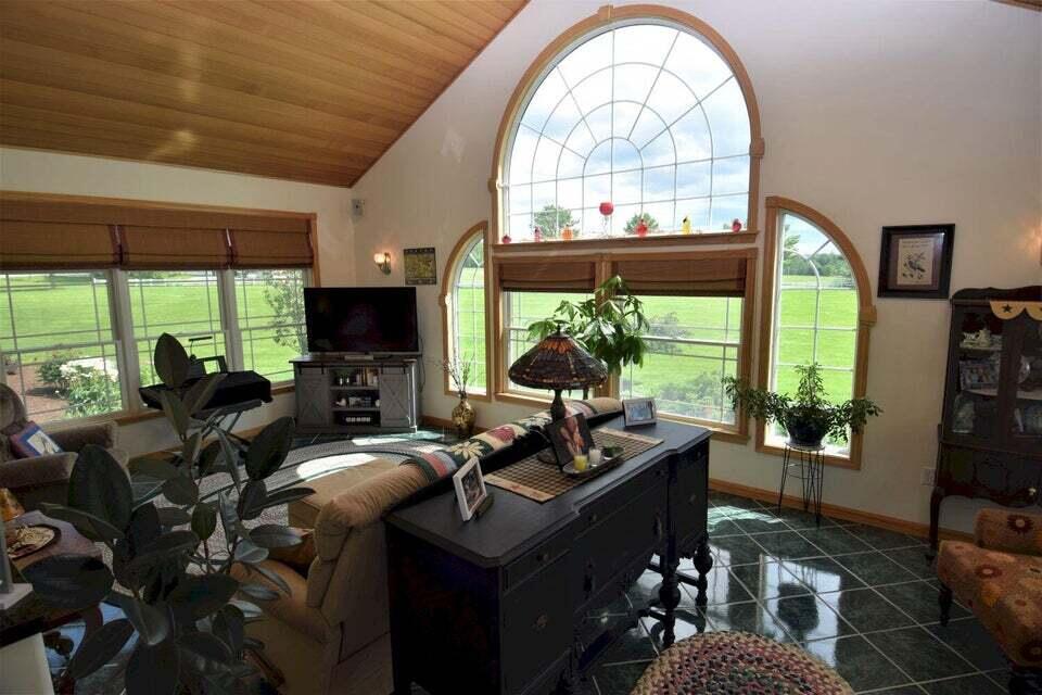 18 River Road