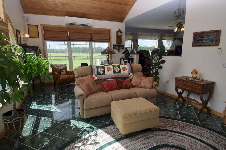 18 River Road