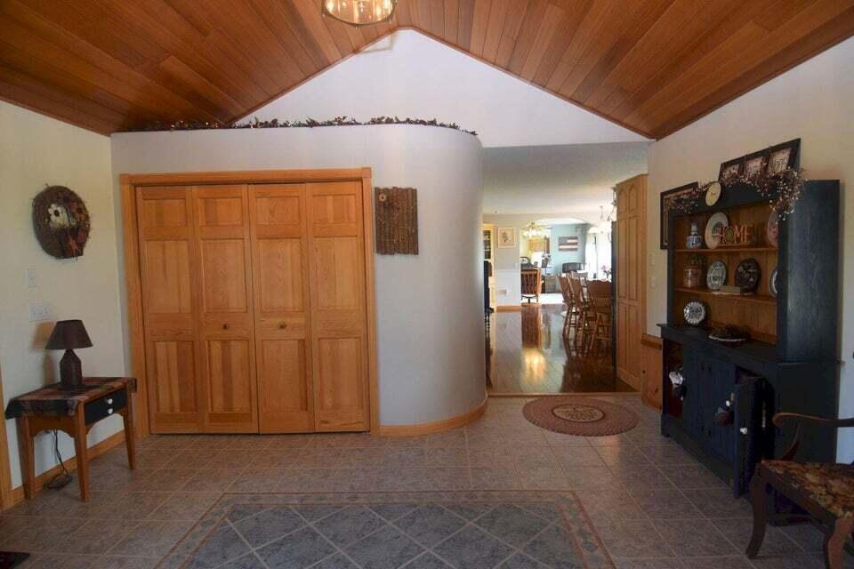 18 River Road