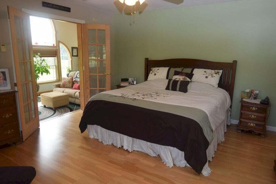 18 River Road