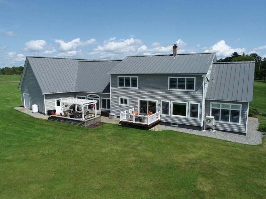 18 River Road