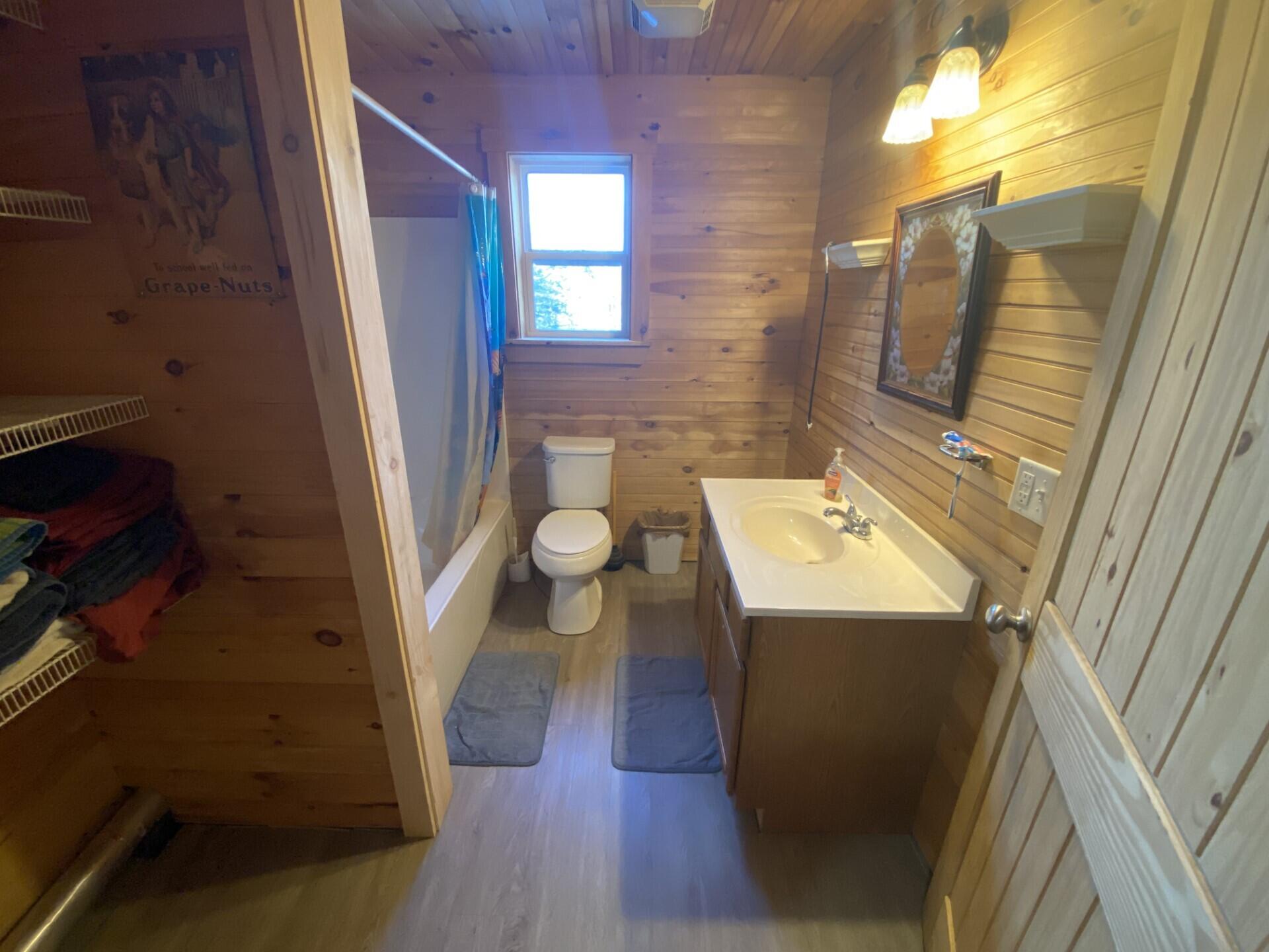 1518 Bucksmills Road