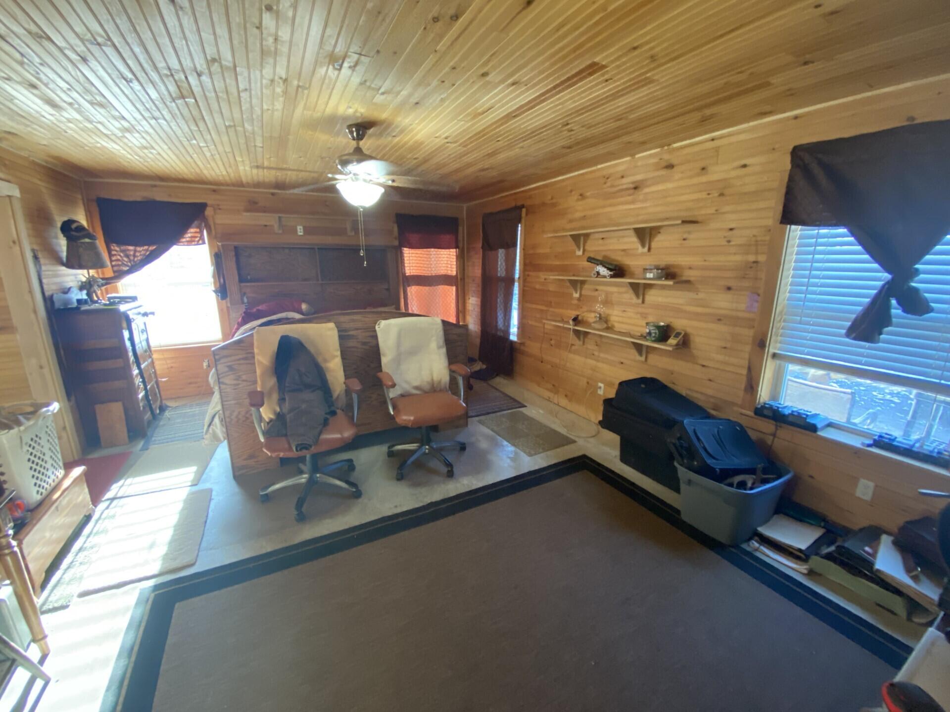 1518 Bucksmills Road