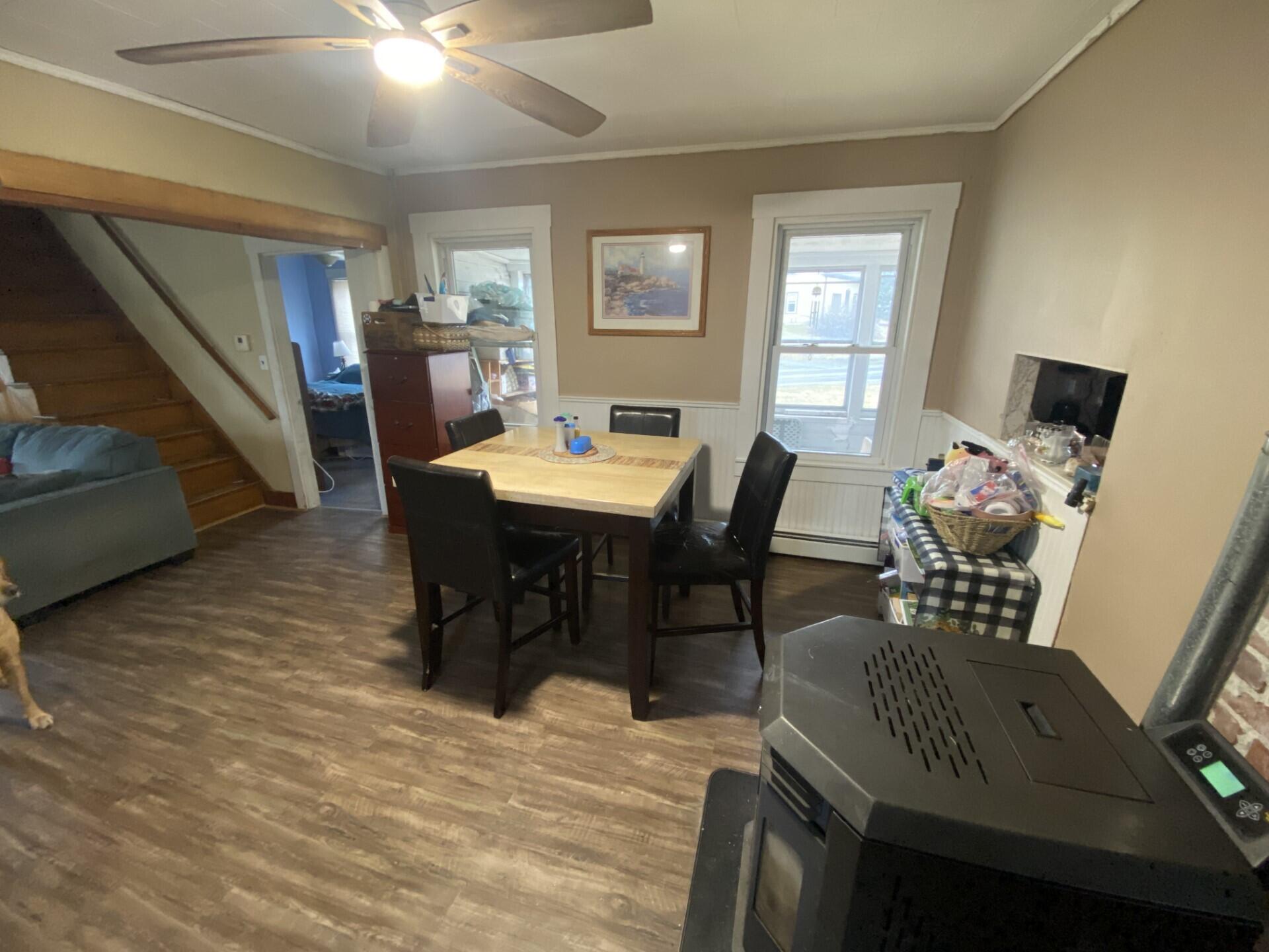 8 Hartland Road
