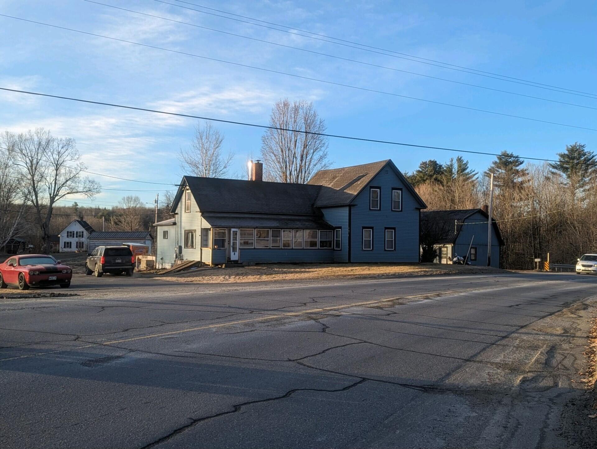 8 Hartland Road