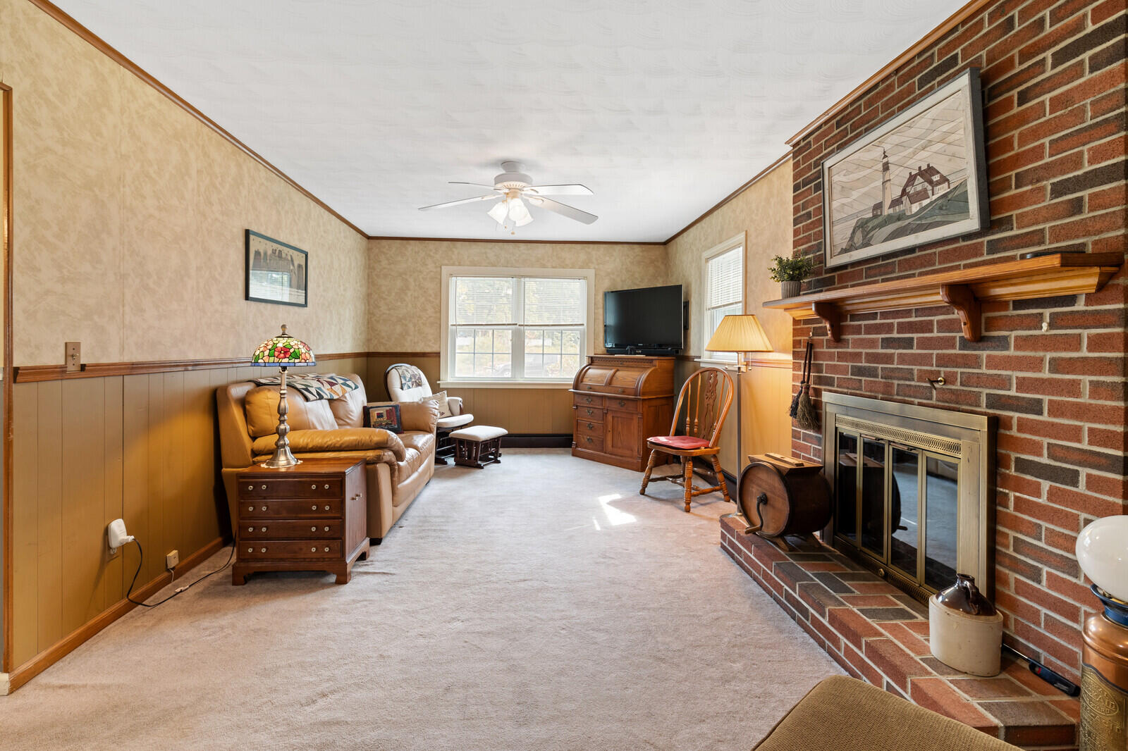 22 Smiley Avenue