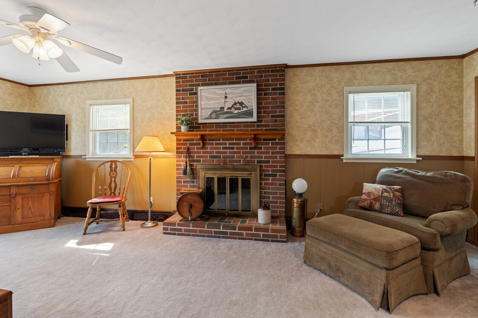 22 Smiley Avenue