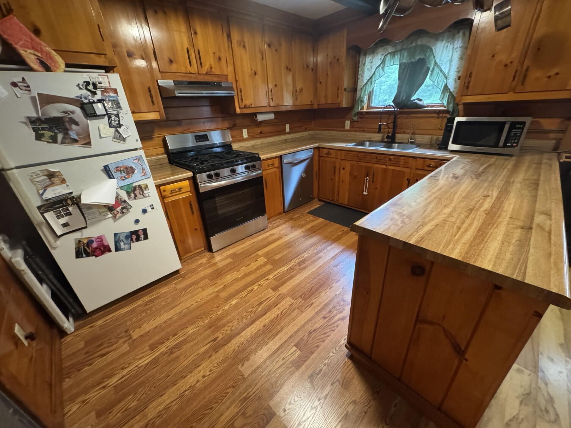 569 Stevens Road