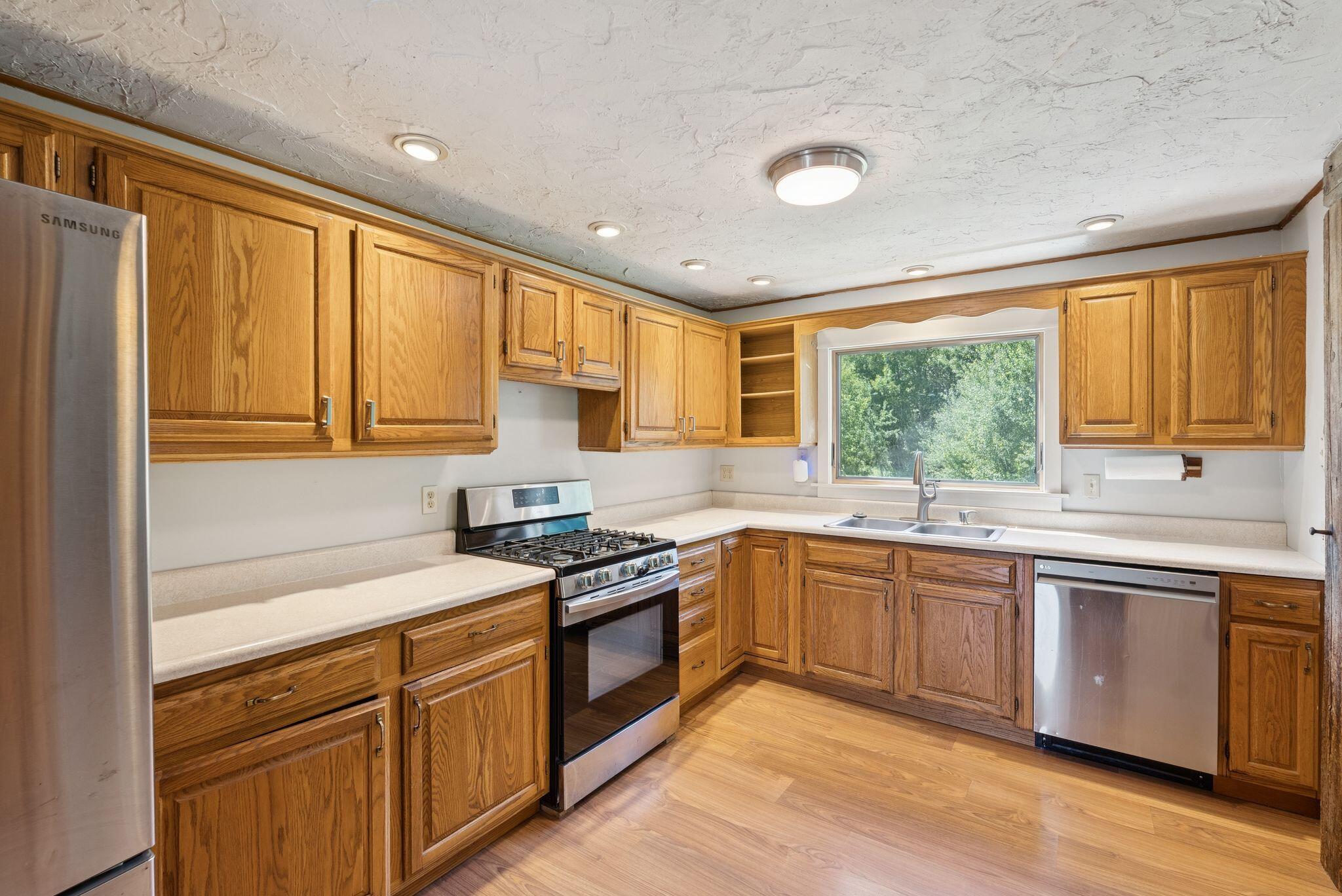299 Knights Road