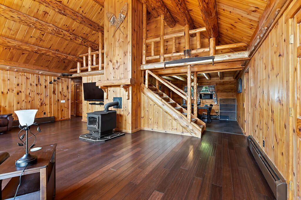 98 Waning Road