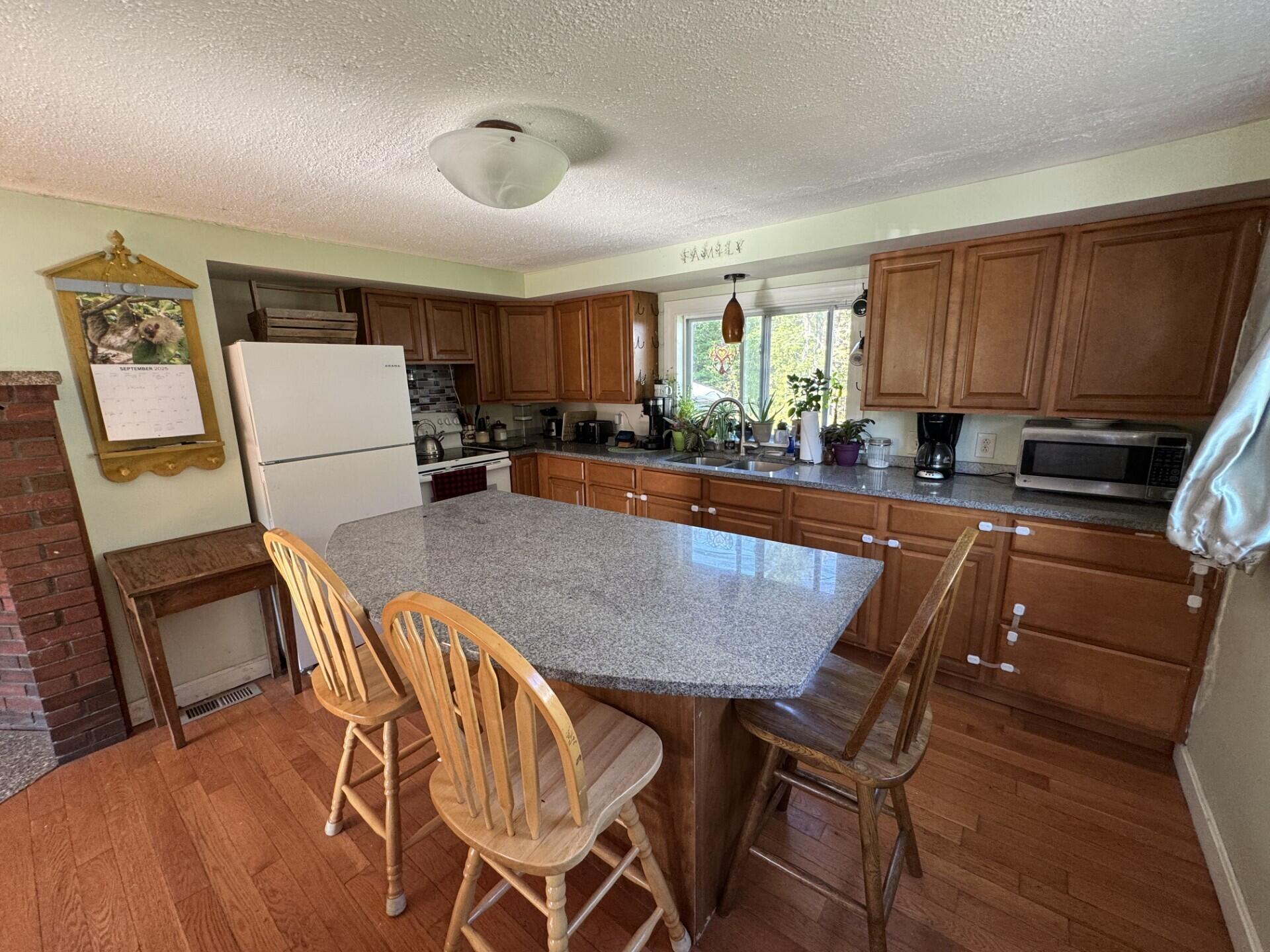 101 Ridge School Road