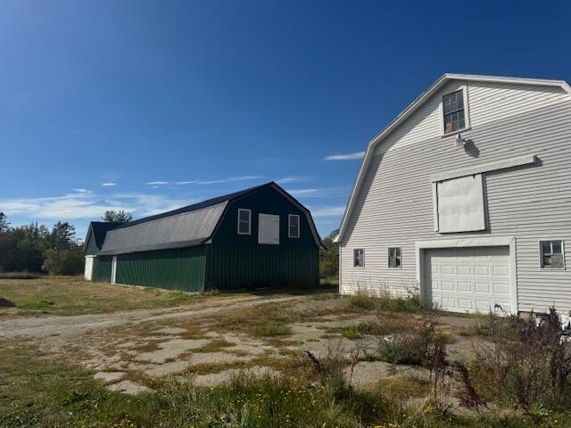 2979 Hudson Road