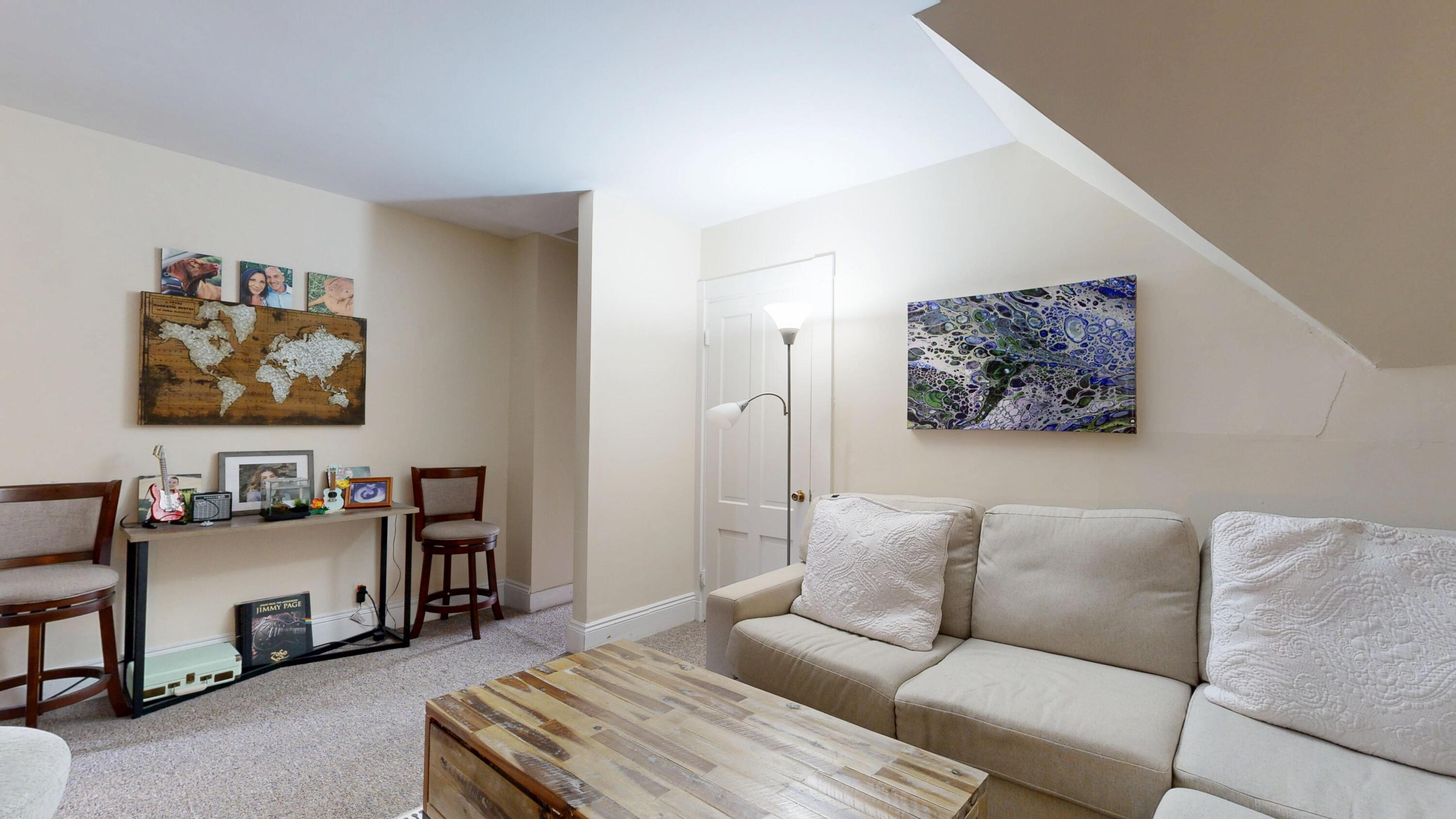 10 Leighton Street