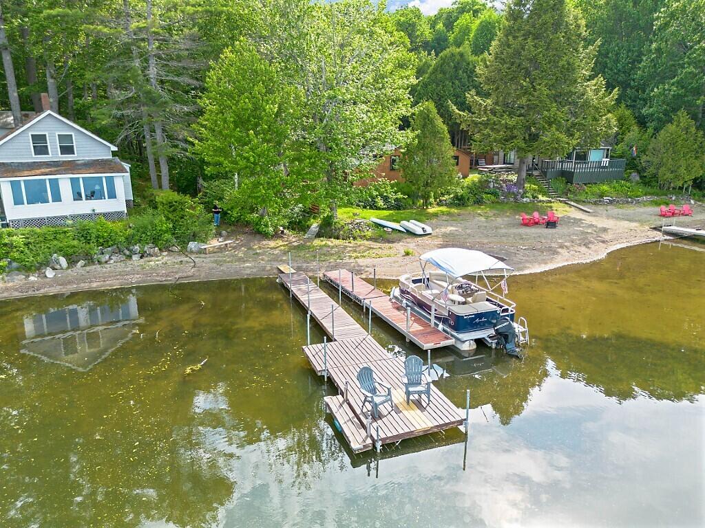 84 Sandy Point Road