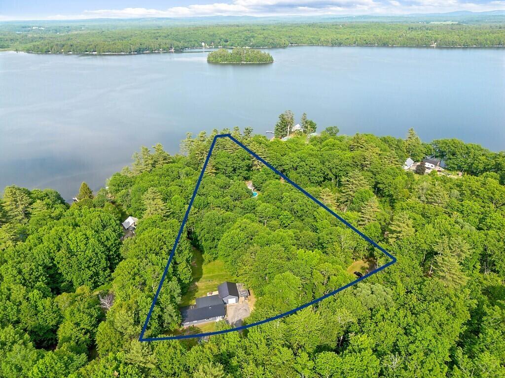 84 Sandy Point Road