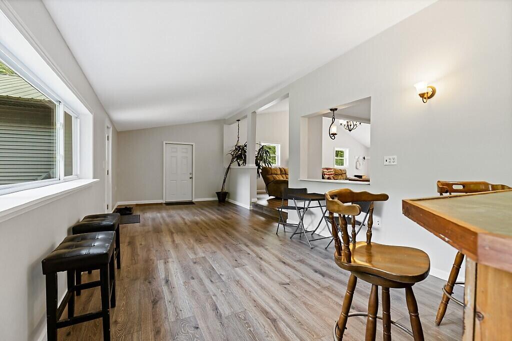84 Sandy Point Road