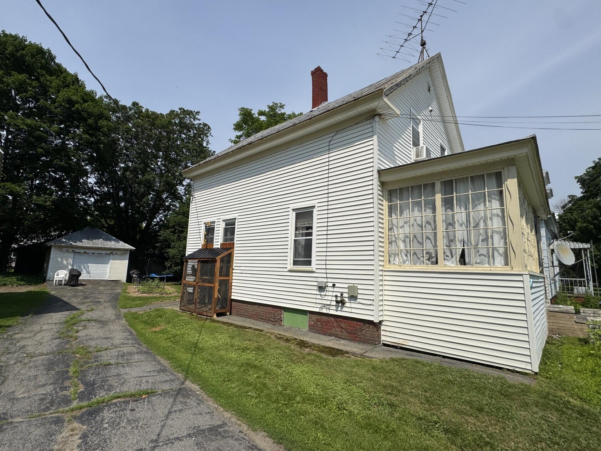 17 Bean Street