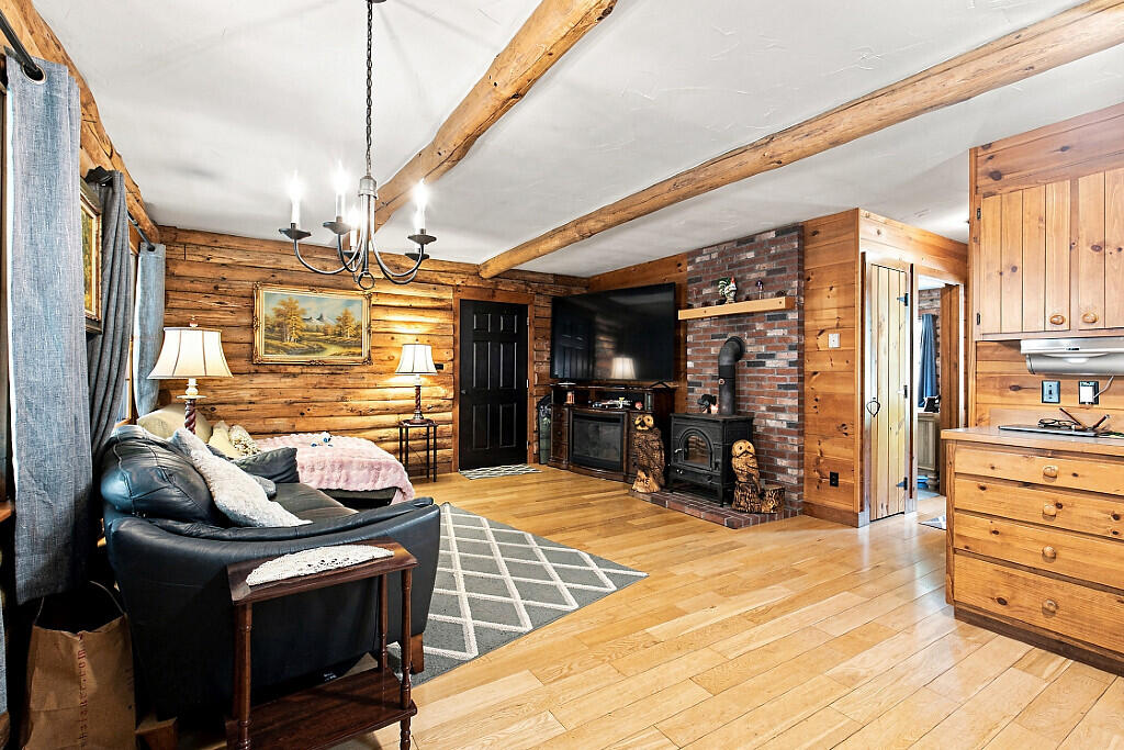 199 Island Lane