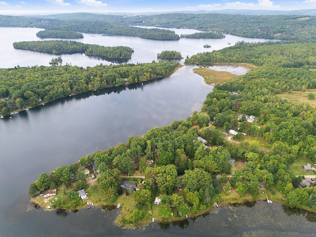 194 Roberts Shore Road