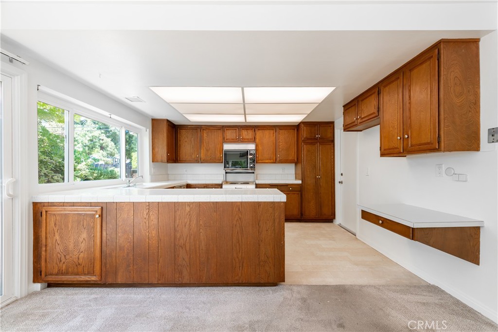 3633 Eddingham Avenue