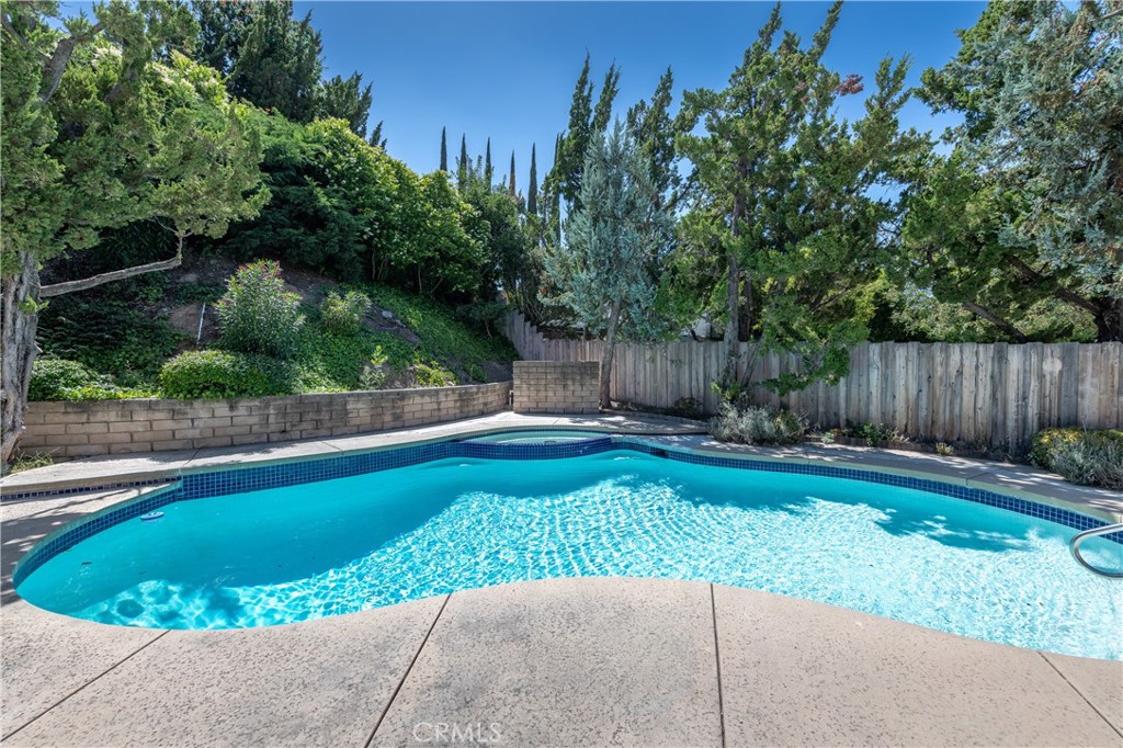 3633 Eddingham Avenue