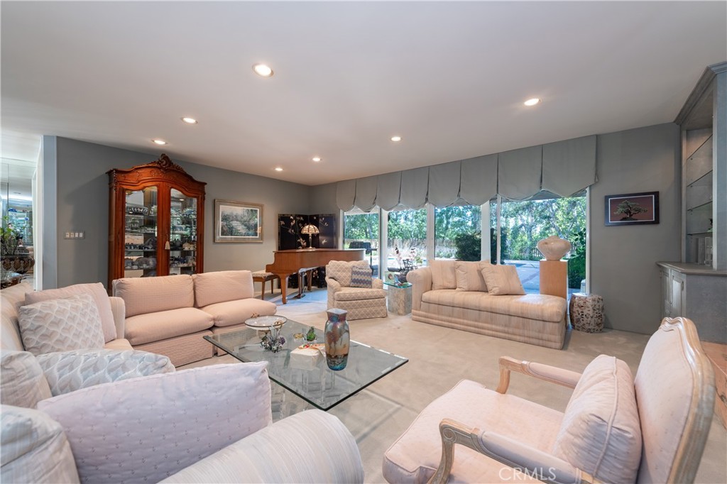 16303 Meadowridge Road