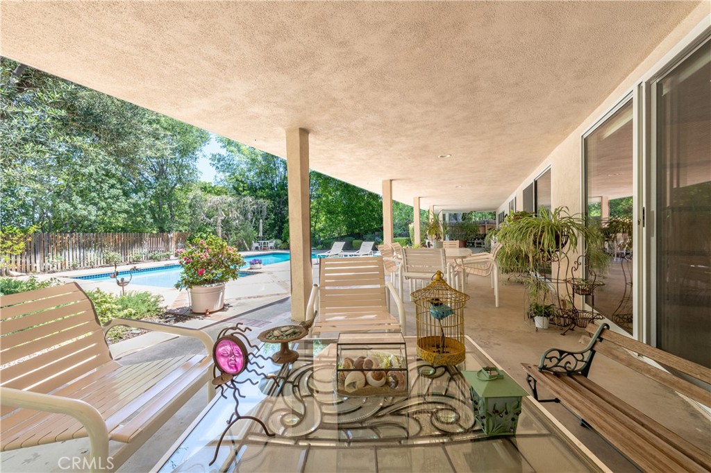 16303 Meadowridge Road