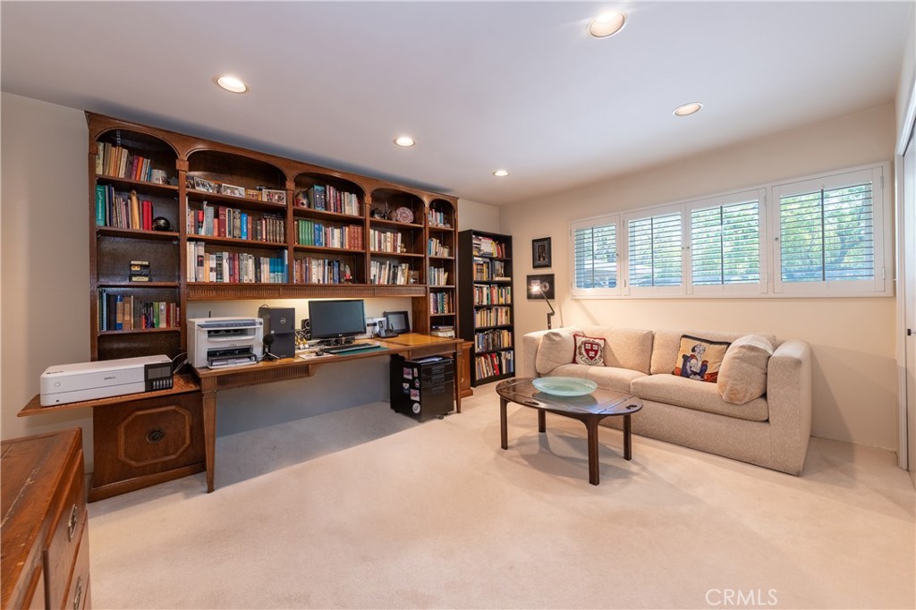 16303 Meadowridge Road