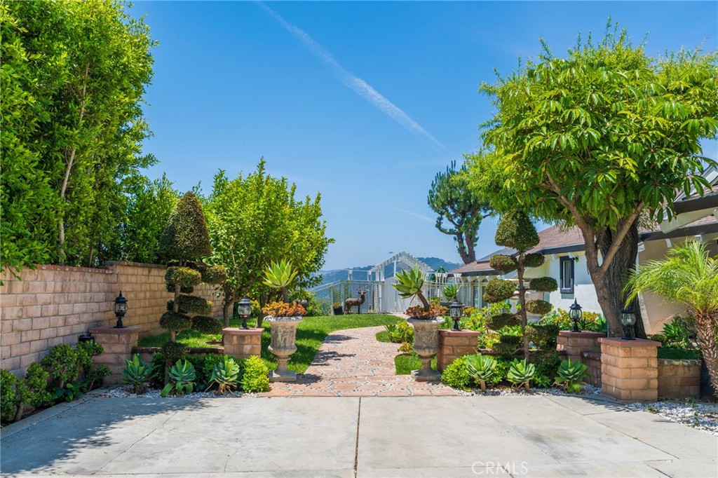 15541 Aqua Verde Drive