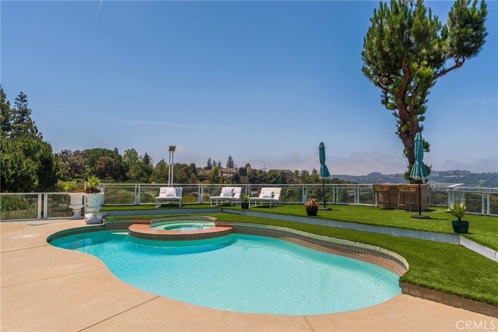 15541 Aqua Verde Drive