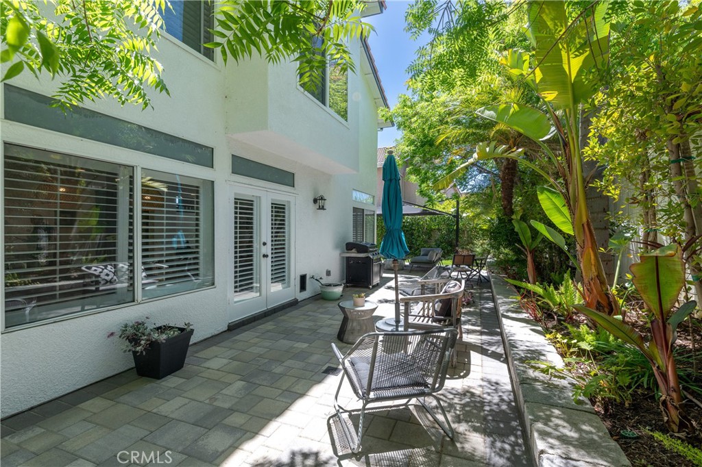 339 Ocho Rios Way