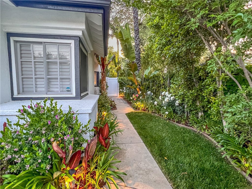 339 Ocho Rios Way