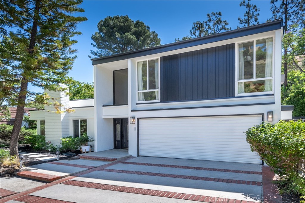 16990 Escalon Drive