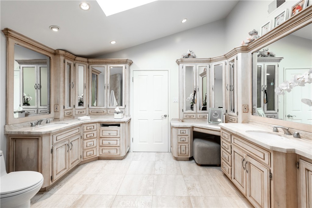 16314 Meadowridge Road