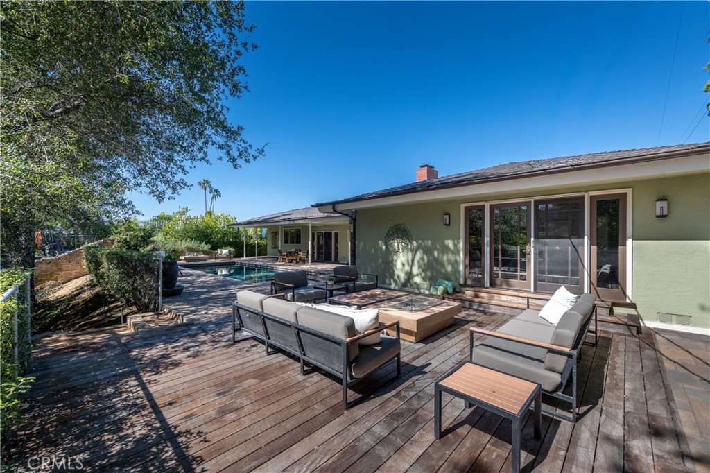 16314 Meadowridge Road